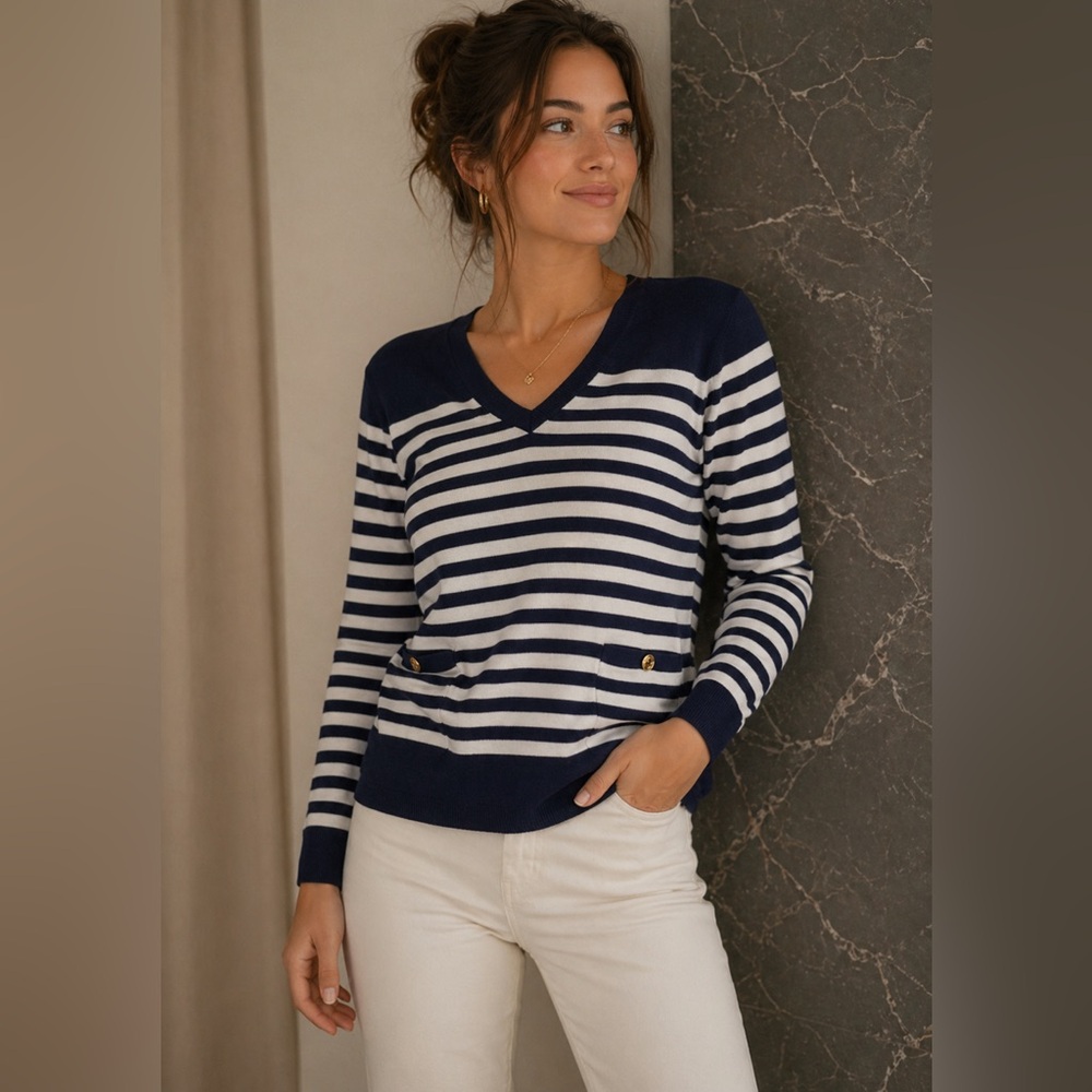 Ralph Lauren Navy and White V-Neck Sweater